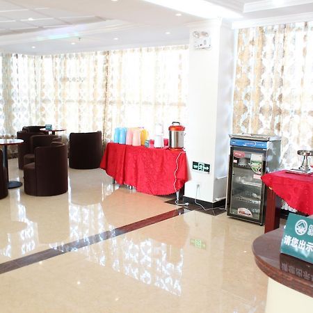 Greentree Inn Zhejiang Ningbo East Baizhuang Rd. Express Hotel ภายนอก รูปภาพ