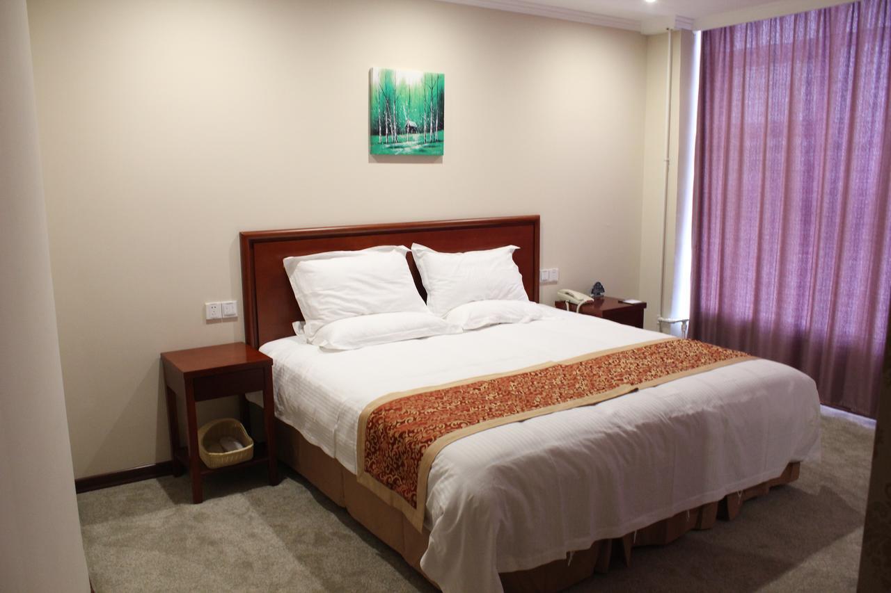 Greentree Inn Zhejiang Ningbo East Baizhuang Rd. Express Hotel ภายนอก รูปภาพ