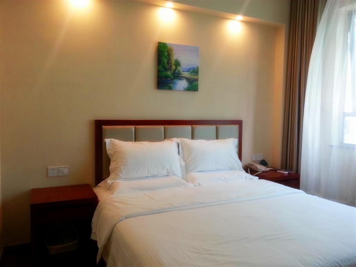 Greentree Inn Zhejiang Ningbo East Baizhuang Rd. Express Hotel ภายนอก รูปภาพ