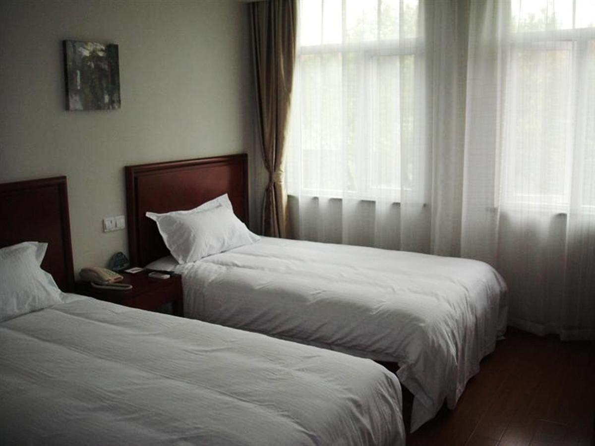 Greentree Inn Zhejiang Ningbo East Baizhuang Rd. Express Hotel ภายนอก รูปภาพ